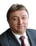 Ренат
 Лайшев
